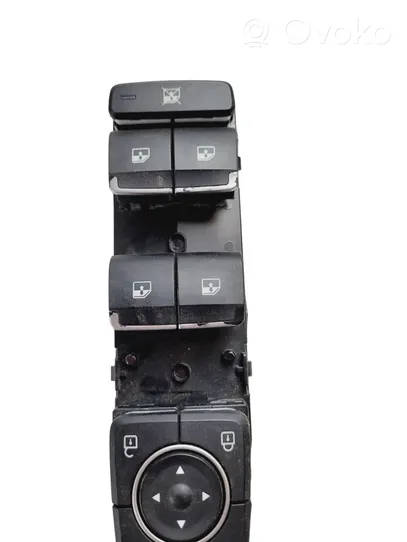 Hyundai Santa Fe Electric window control switch 180517