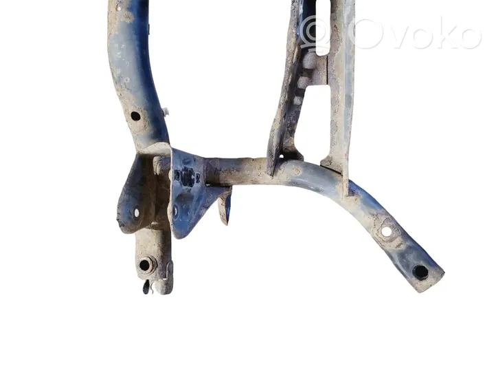 Volkswagen Touran II Rear subframe 1T0500001