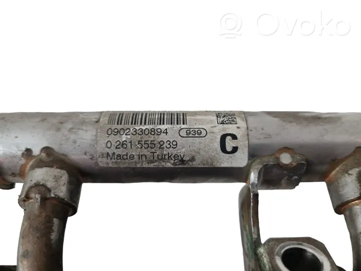 Ford Focus Fuel main line pipe DM5G9H487AC