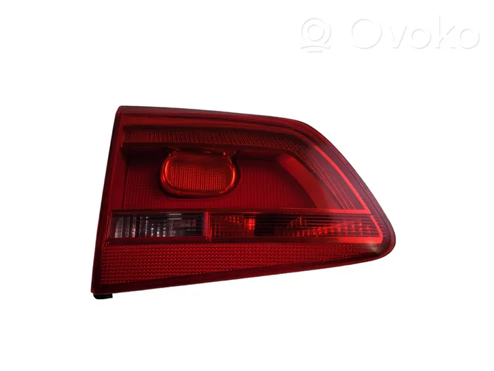 Volkswagen Touran II Luci posteriori del portellone del bagagliaio 1T0945093