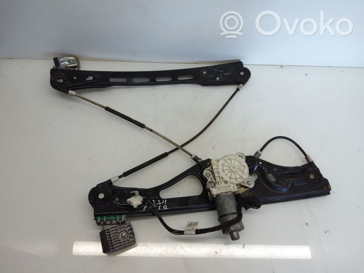 Mercedes-Benz E W211 Front door window regulator with motor 2117200246