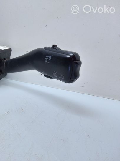 Volkswagen PASSAT B5.5 Wiper control stalk 