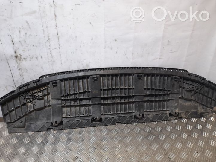 Audi Q3 8U Cache de protection inférieur de pare-chocs avant 8U0807233C