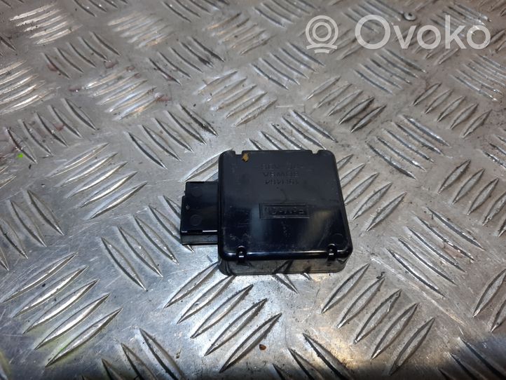 Ford Fiesta GPS-pystyantenni 13B748