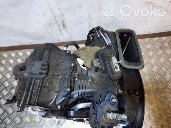 Ford Fiesta Salono oro mazgo komplektas D2B119B555AD