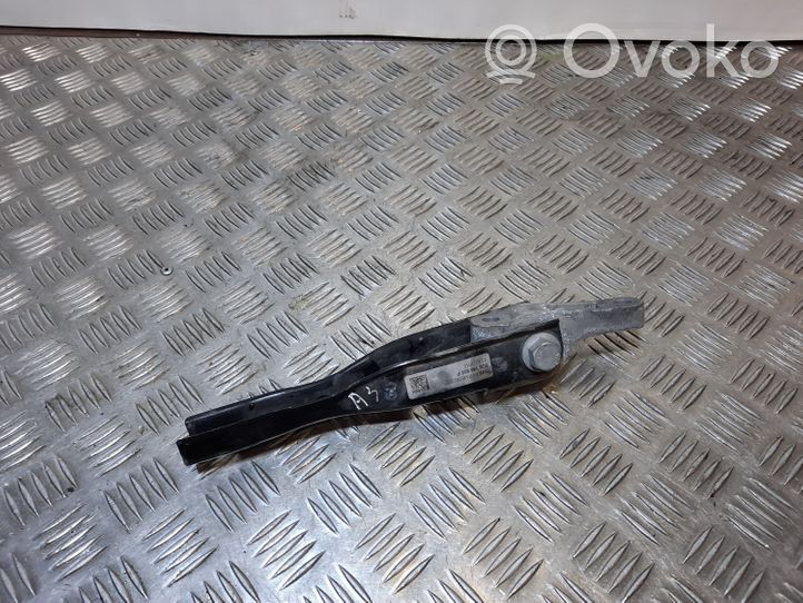 Audi A3 S3 8V Supporto di montaggio scatola del cambio 5Q0199855P