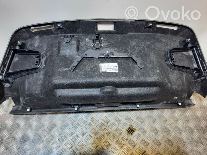 Audi A3 S3 8V Rivestimento portellone posteriore/bagagliaio 8V5867975