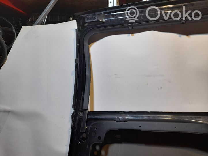 Volkswagen Routan Side sliding door 