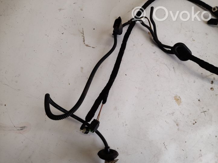 Volkswagen Touareg II Tubo flessibile per liquido lavavetri del parabrezza 7P6971204C