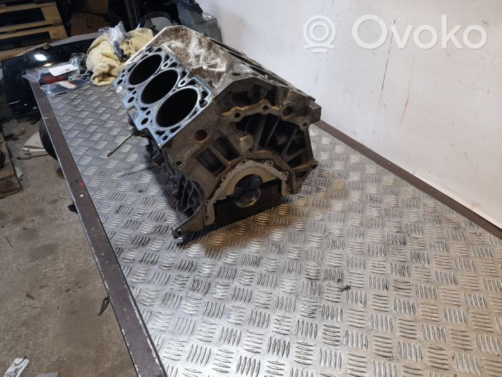 Volkswagen Routan Blok silnika 04593586AB