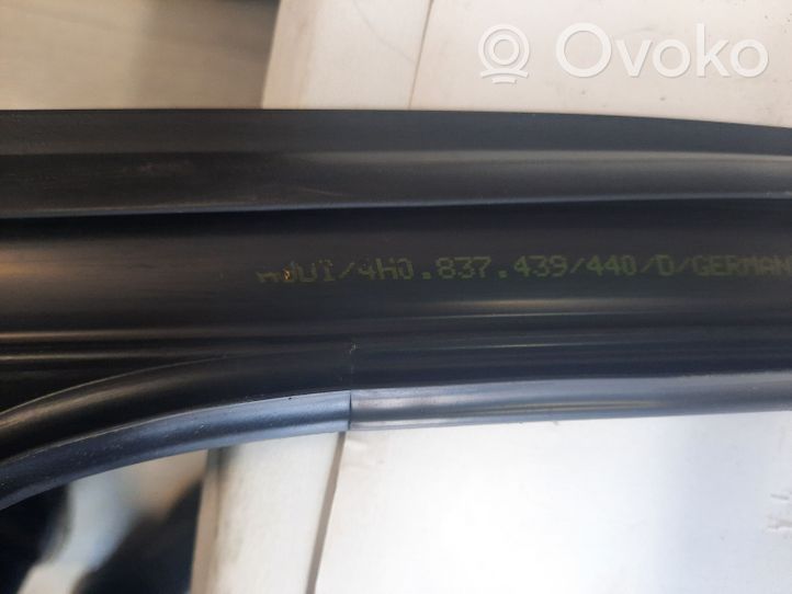 Audi A8 S8 D4 4H Rubber seal front door window/glass 4H0837439