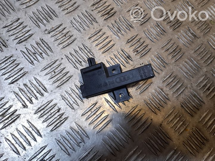 Audi A5 8T 8F Keyless go vadības bloks 8K0907247