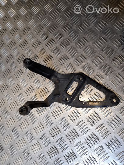 BMW X5 E70 Supporto pompa ABS 734G06