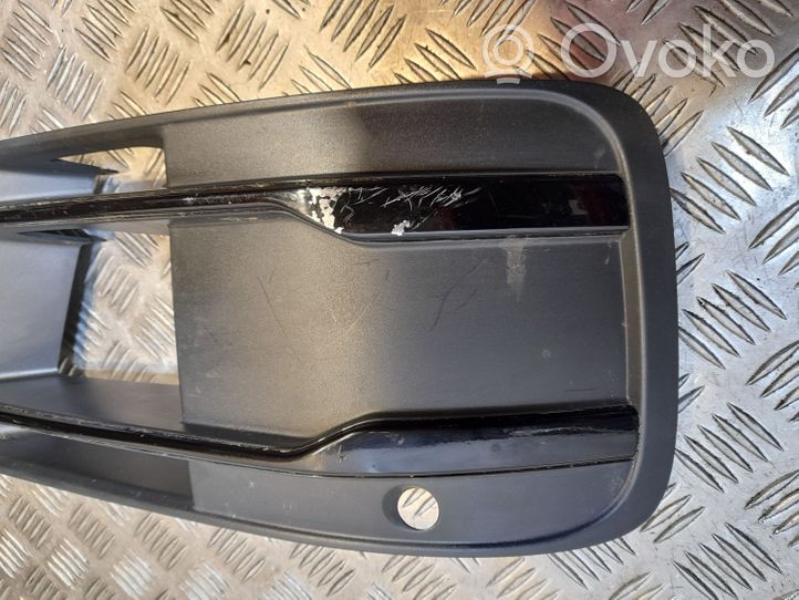 Audi Q7 4M Mascherina/griglia fendinebbia anteriore 4M0807681R