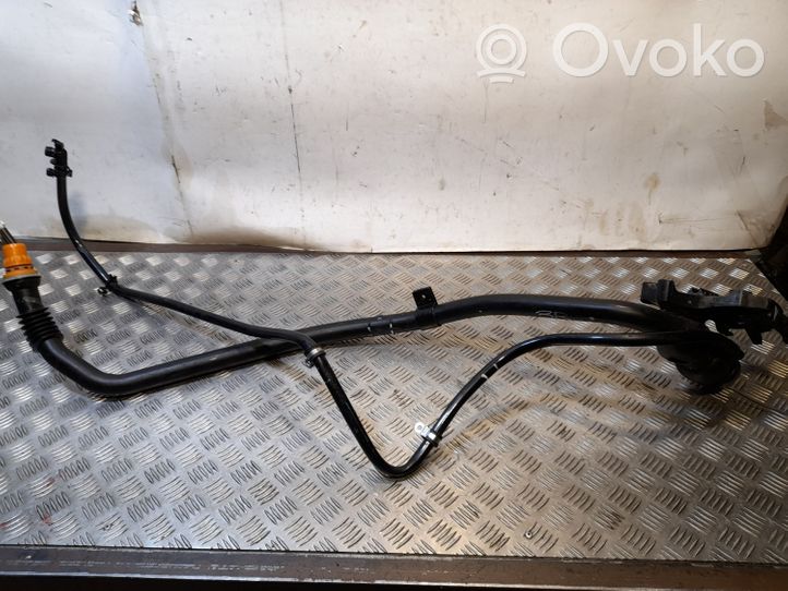 Mercedes-Benz ML W166 Tubo e bocchettone per riempimento serbatoio del carburante A1664710023