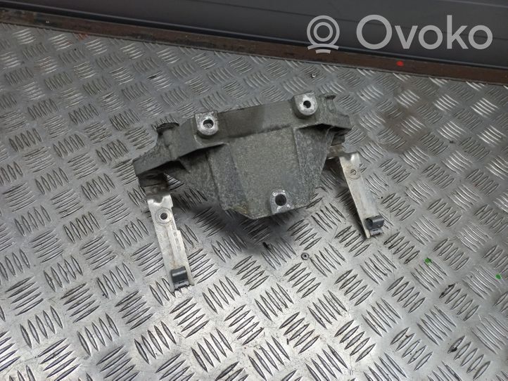 BMW X6 E71 Soporte de montaje de la caja de cambios 7137238