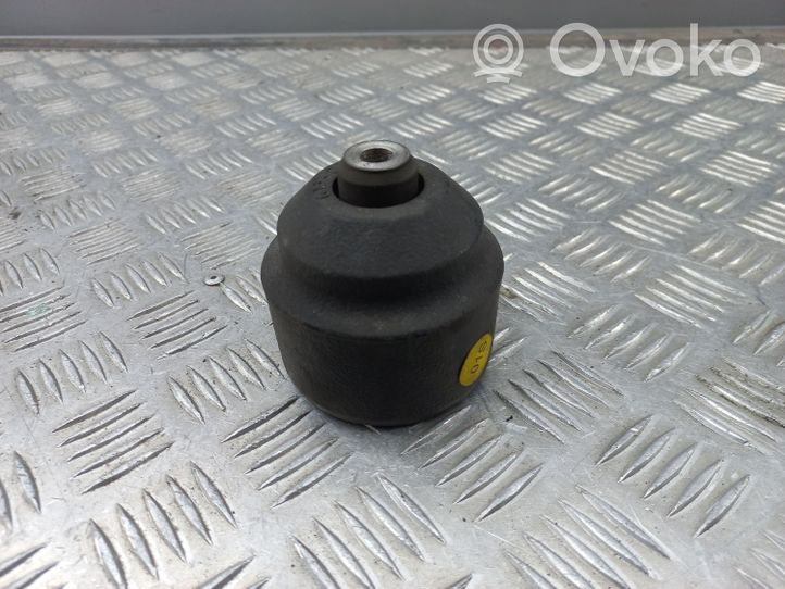 Audi A5 Autres pièces de suspension arrière 8W0505563A