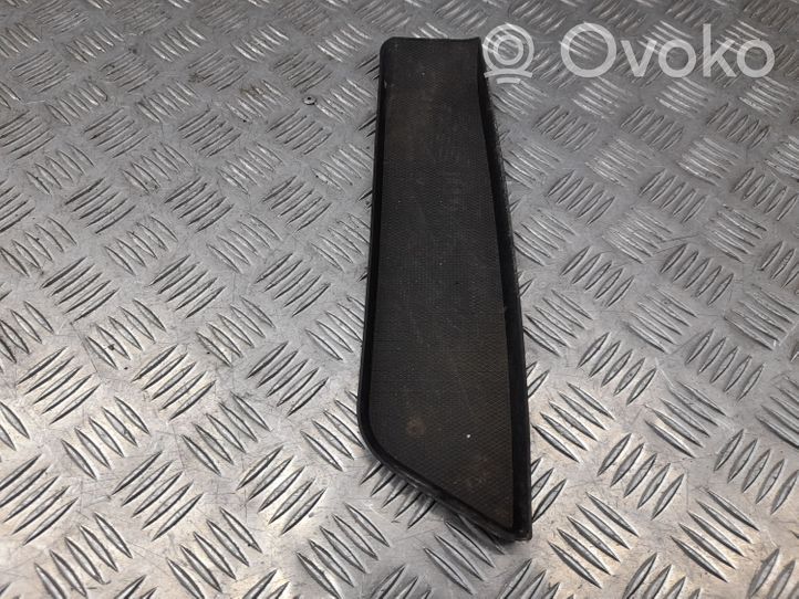 Mercedes-Benz GL X166 Tapis de boîte à gants A1667270294