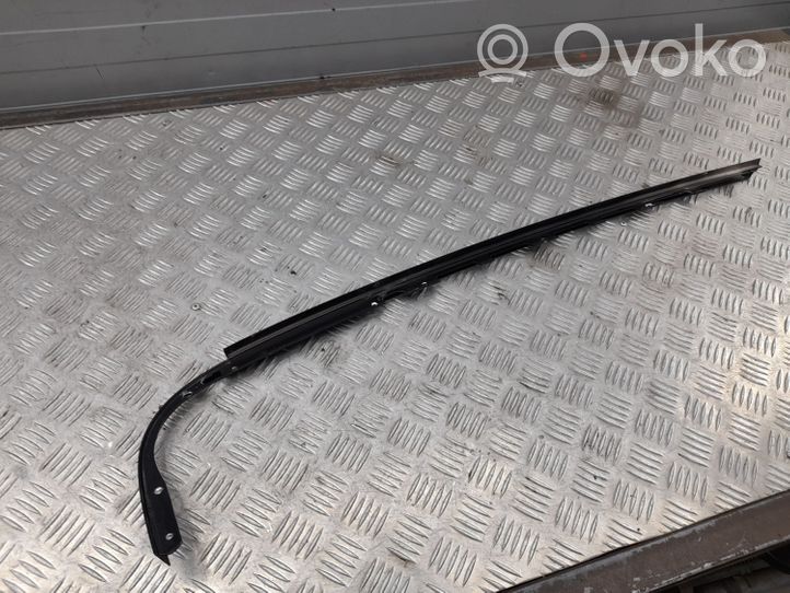 Porsche Panamera (970) Verkleidung Türfenster Türscheibe hinten 97053648207