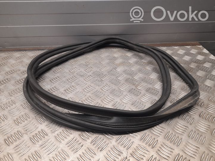 Audi A5 Joint en caoutchouc pour coffre de hayon arrière 8W6827705B