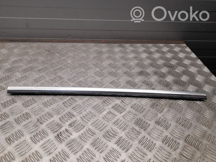 Audi A5 Verkleidung Türfenster Türscheibe hinten 8W78537643