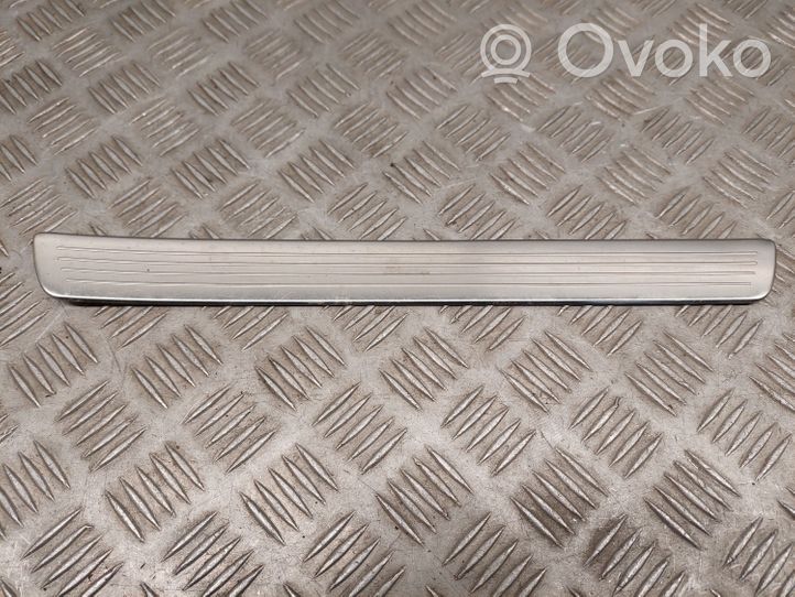 Mercedes-Benz GL X166 Rear sill trim cover A1666860836