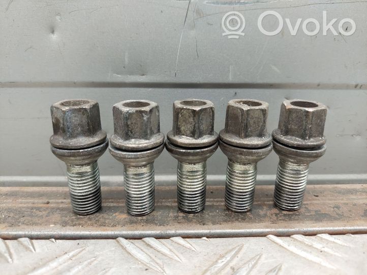 Audi A8 S8 D4 4H Nuts/bolts 