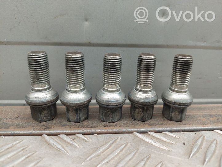 Audi A8 S8 D4 4H Nuts/bolts 