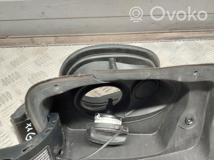 BMW X1 F48 F49 Bouchon, volet de trappe de réservoir à carburant 7359171