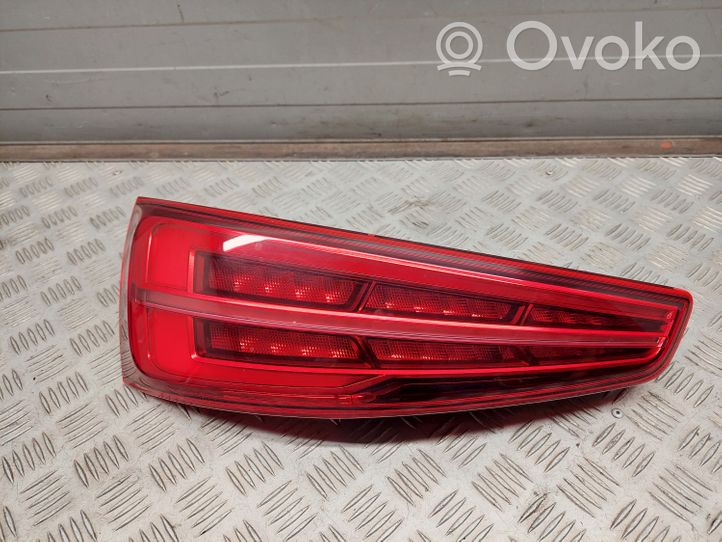 Audi Q3 8U Takaluukun takavalot 8U0945093AB