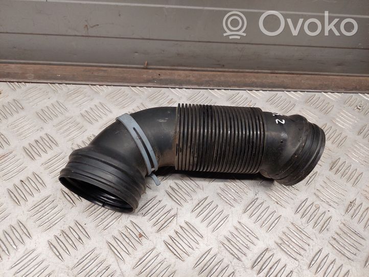 Audi Q3 8U Oro paėmimo kanalo detalė (-ės) 5N0129684G