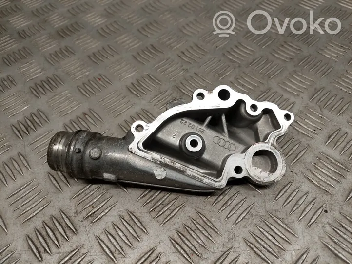 Audi Q7 4M Termostat / Obudowa termostatu 06E121161BB