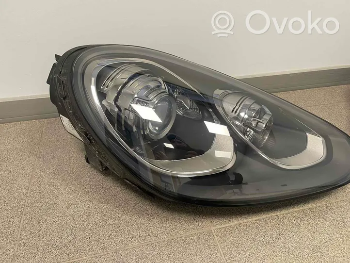 Porsche Cayenne (92A) Lampy przednie / Komplet 7P5941752H