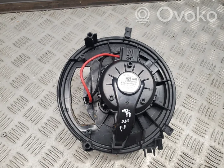 Audi Q3 F3 Ventola riscaldamento/ventilatore abitacolo 5WB819021A