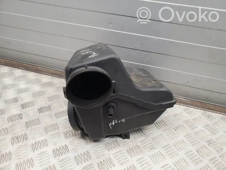 Chrysler Pacifica Intake resonator 33357C