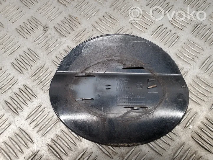 Chrysler Pacifica Bouchon, volet de trappe de réservoir à carburant 68228468AB