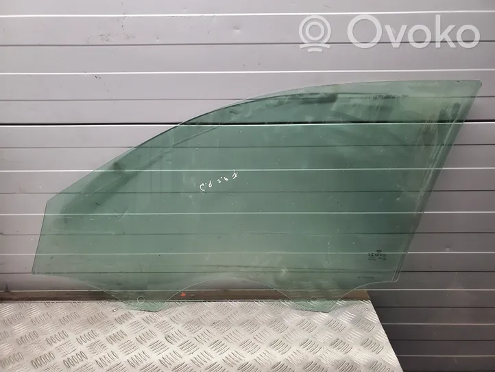 Audi Q3 F3 Vitre de fenêtre porte avant (4 portes) 83A845202