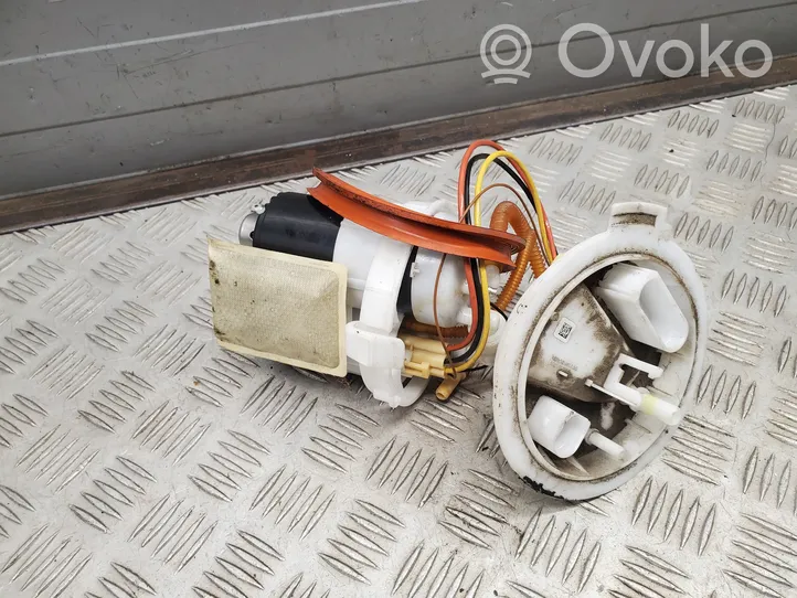 Audi A5 Pompe à carburant 8W0919087AA