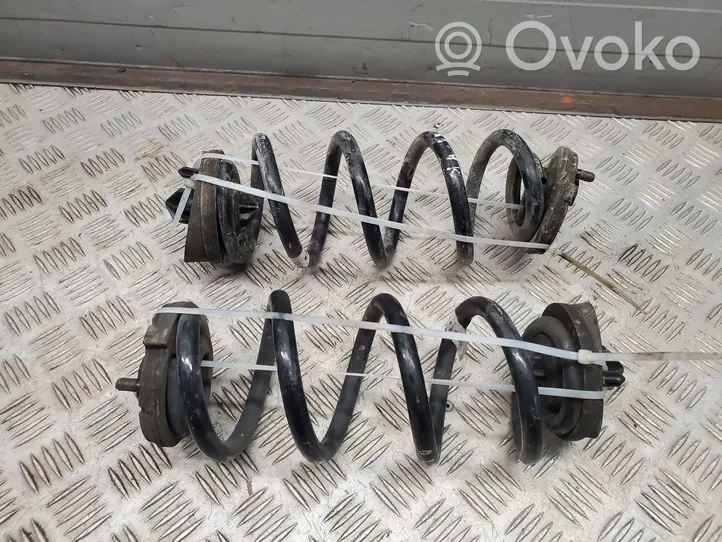 Audi A5 Sprężyna tylna 8W0511115