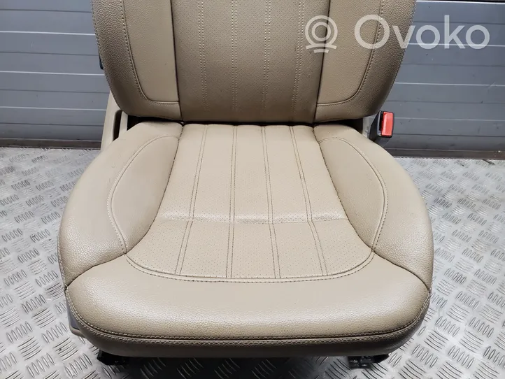 Mercedes-Benz GL X166 Fotel przedni pasażera A1669001204