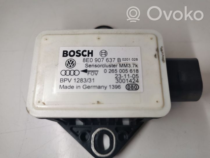 Audi A4 S4 B7 8E 8H Sensore di imbardata accelerazione ESP 8E0907637B