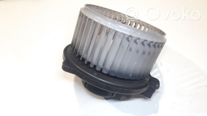 Toyota Avensis T250 Ventola riscaldamento/ventilatore abitacolo 0130101601