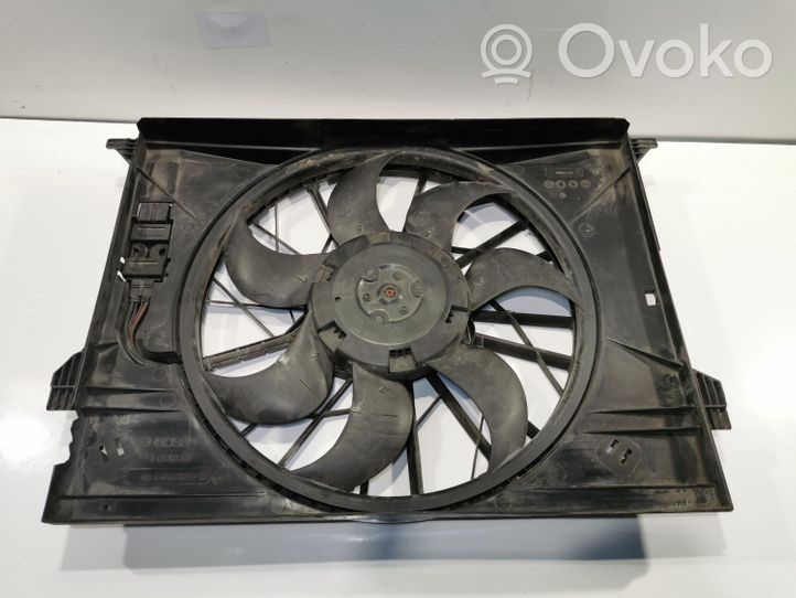 Mercedes-Benz CLS C219 Convogliatore ventilatore raffreddamento del radiatore 3137229008