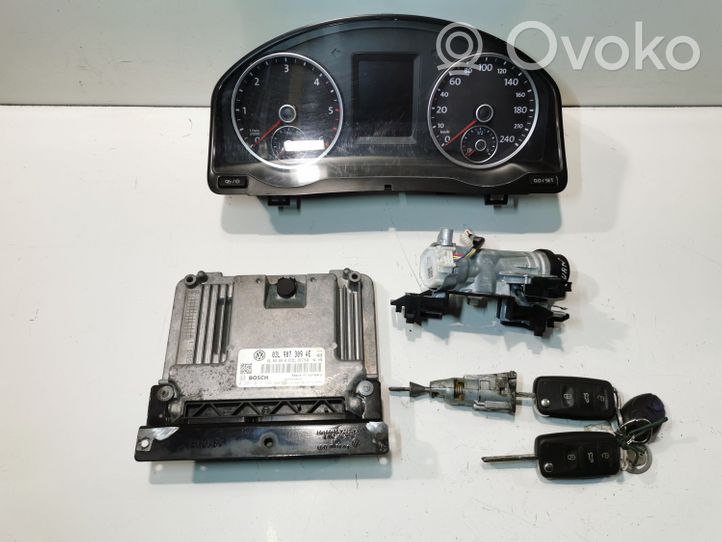 Volkswagen Tiguan Moottorinohjausyksikön sarja ja lukkosarja 5N0920883E