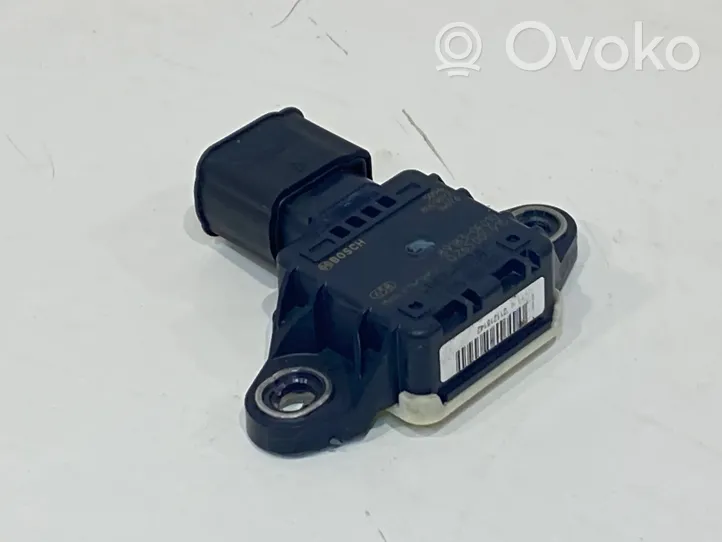 Toyota Avensis T270 ESP acceleration yaw rate sensor 891830F010