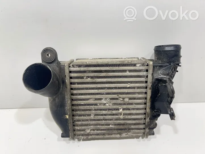 Seat Leon (1M) Chłodnica powietrza doładowującego / Intercooler 1J0145803S