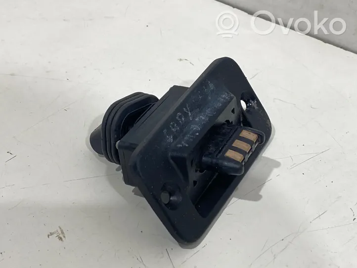 Volkswagen Caddy Priekšpusē durvju atvēršanas / aizvēršanas sensors (pīkstulis) 10400167310