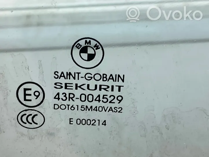 BMW X3 F25 Vitre de fenêtre porte avant (4 portes) 43R004529