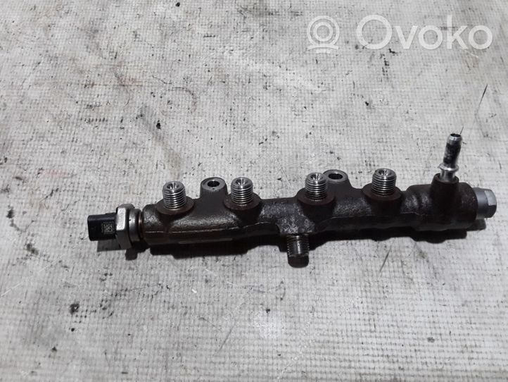 Peugeot 3008 II Tuyau de conduite principale de carburant 9821399680