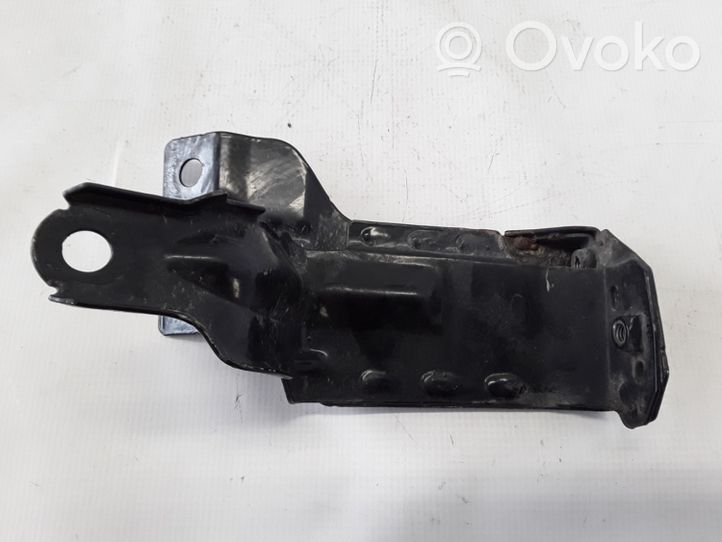 Volvo V60 Staffa di montaggio del radiatore 